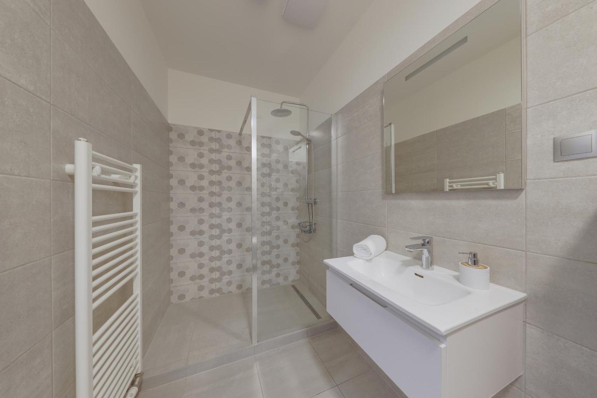 Lermont Apartment Old Town براتسيلافا المظهر الخارجي الصورة